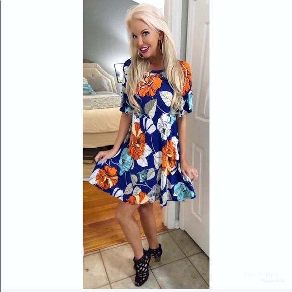 🏝LAST 2!  Tropical Flower 🌺 Ruffle Sleeve Dress - Picture 2 of 5